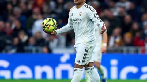 大乐透期号专家推荐：萨斯菲尔德主场对阵河床队胜负分析